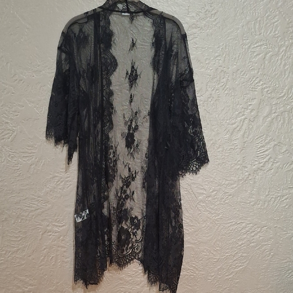 Avid Love Chic Black Lace Robe for Women Size M - Picture 5 of 6